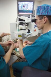 LASIK Операция
